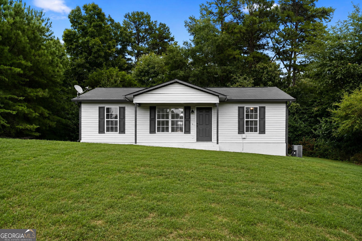 332 Lavista Drive SW