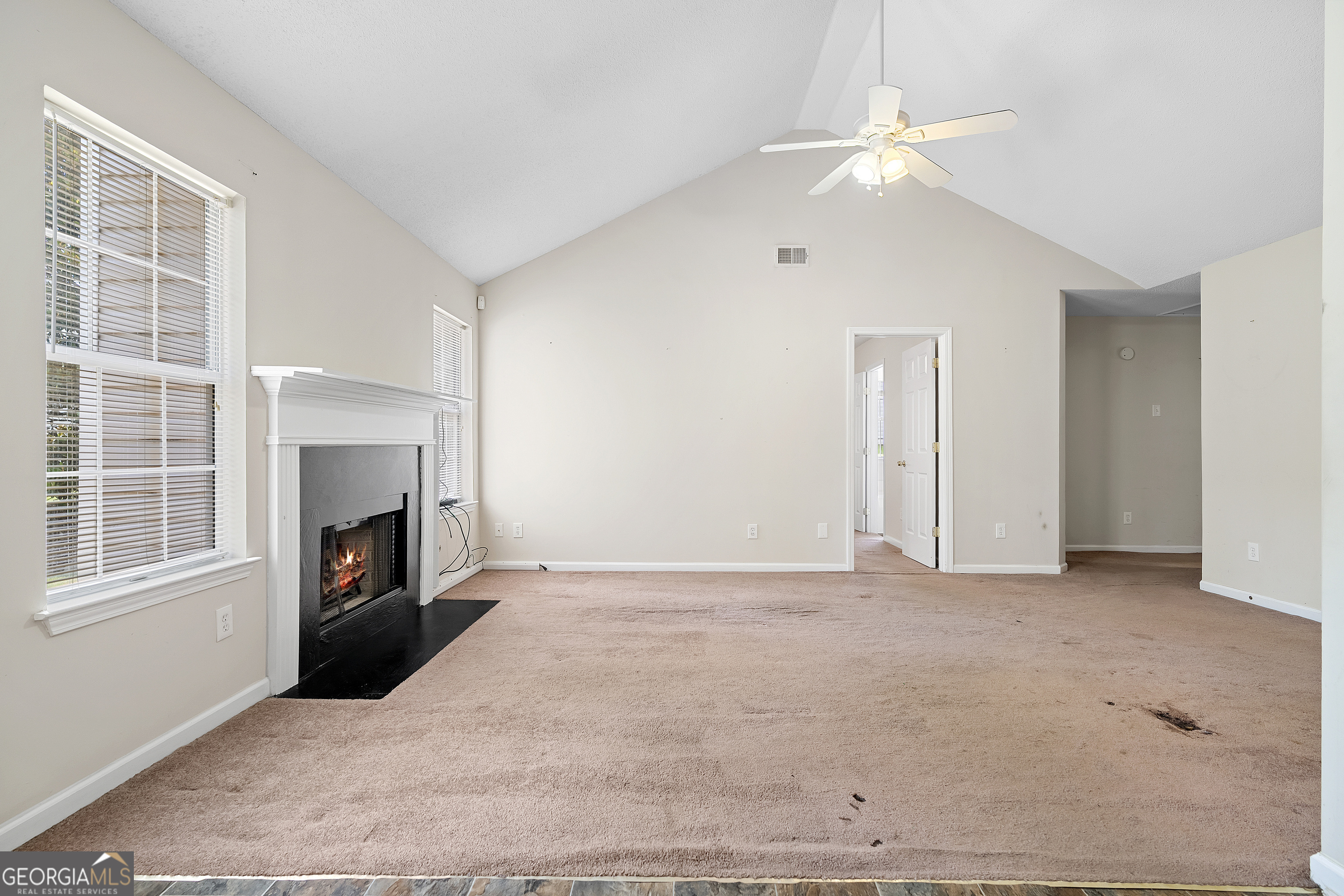 5515 Lofwood Lane Property Photo 5