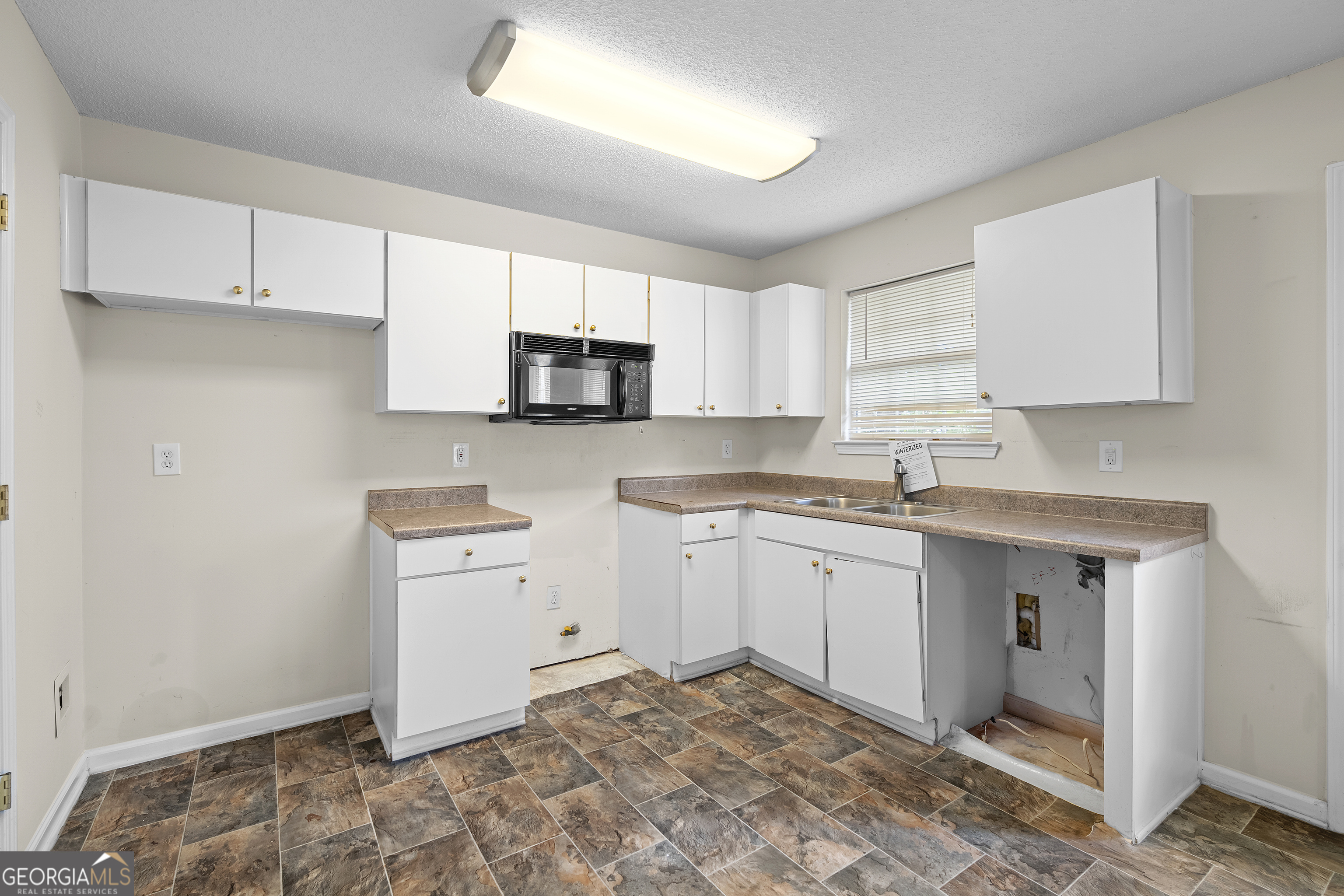5515 Lofwood Lane Property Photo 9