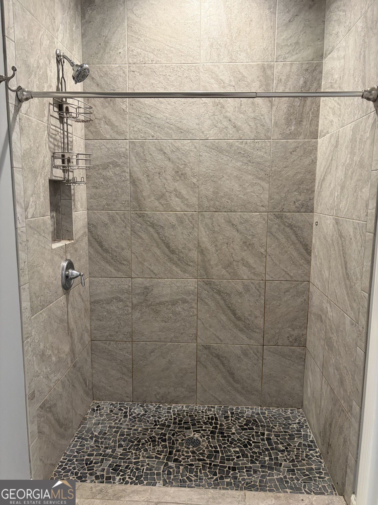 325 Gary Circle Property Photo 16