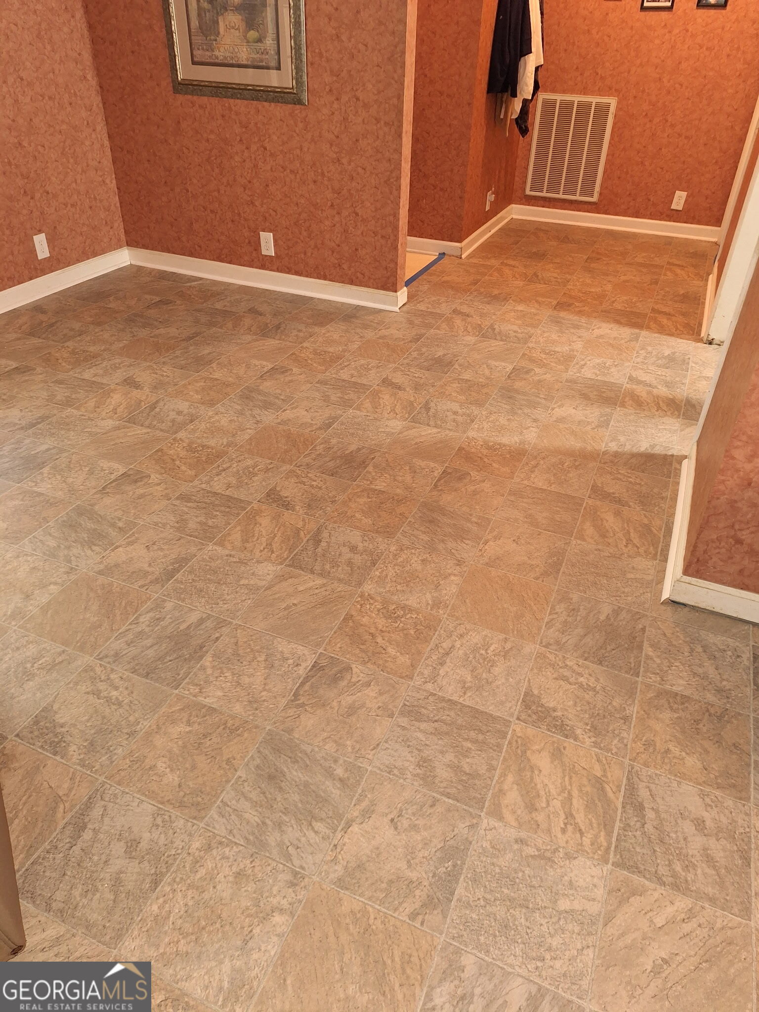 233 Veal Lane Property Photo 4