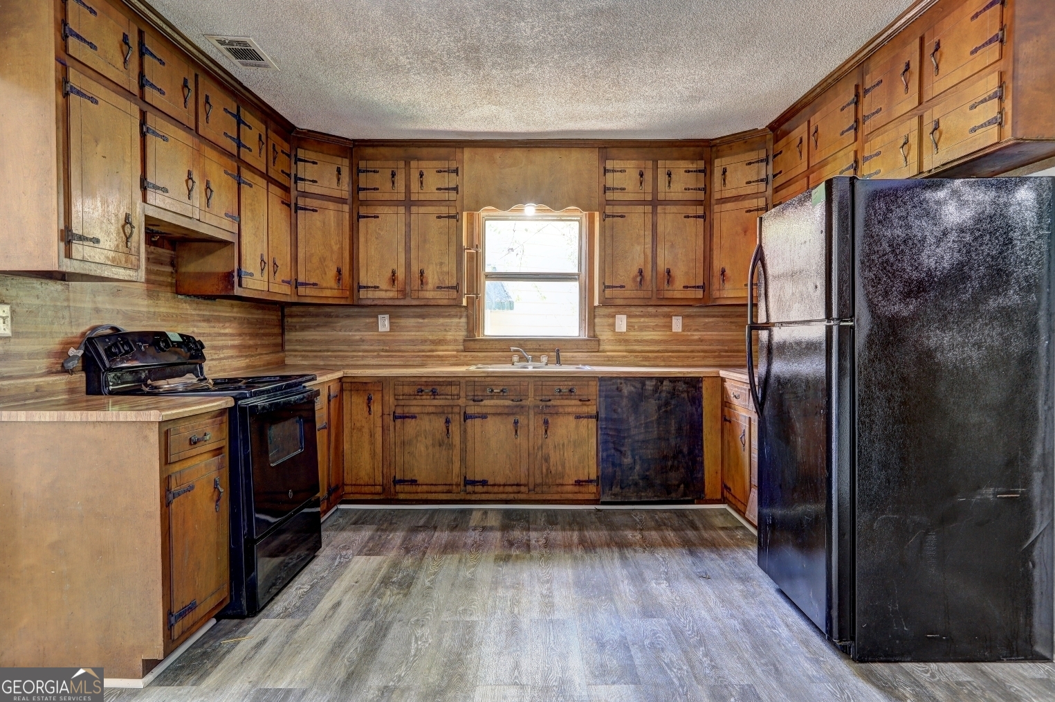 509 Lynmore Circle Property Photo 4
