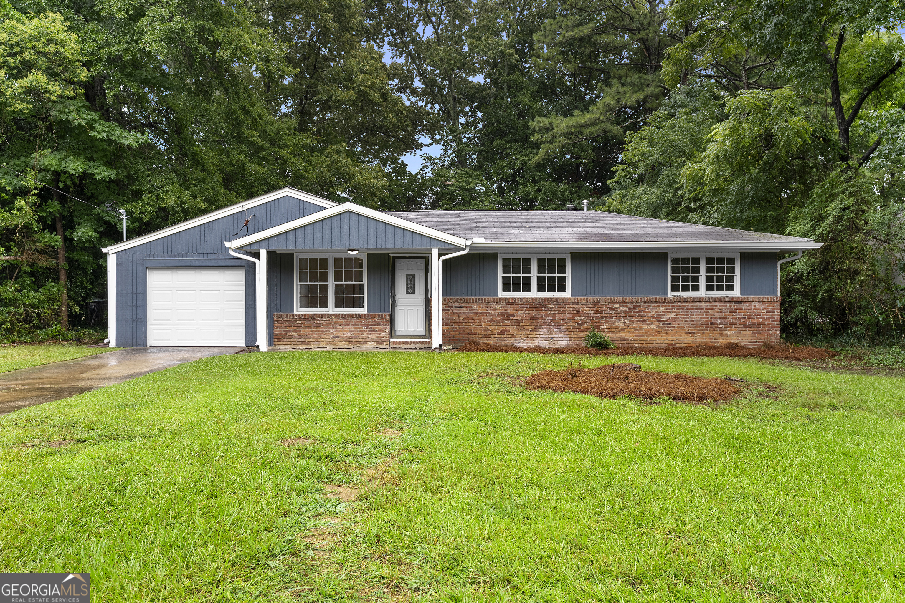 5270 Longmeadow Lane Property Photo 1
