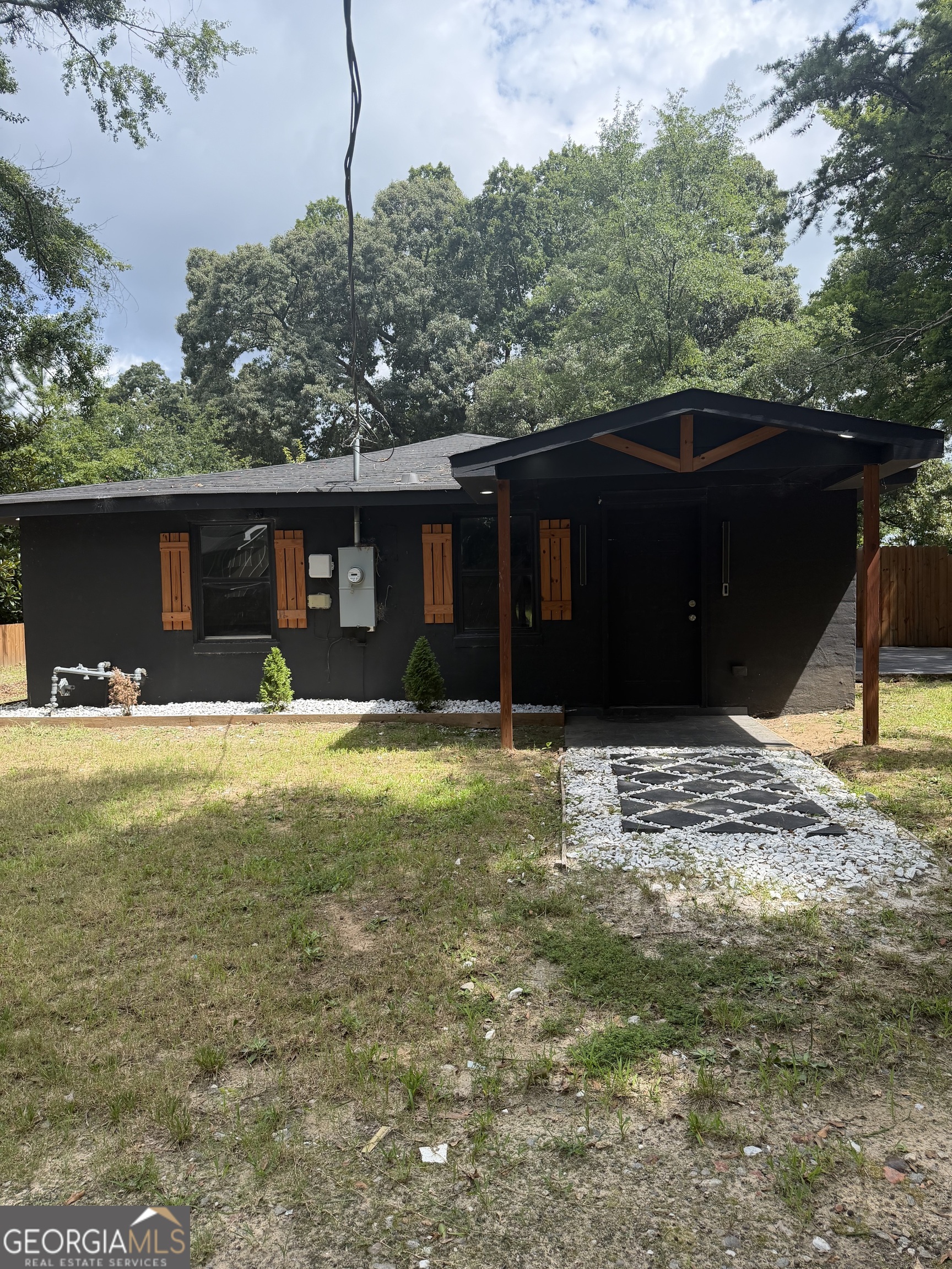 392 Simpson Street Property Photo 1