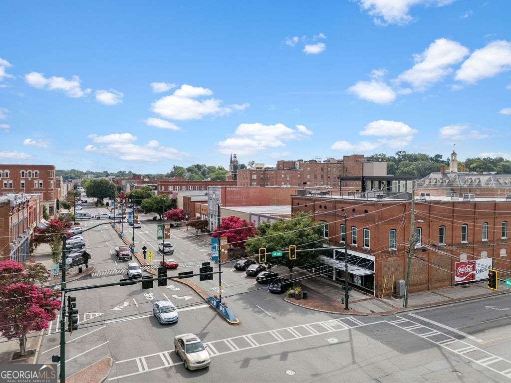 100 Broad Street Property Photo 3