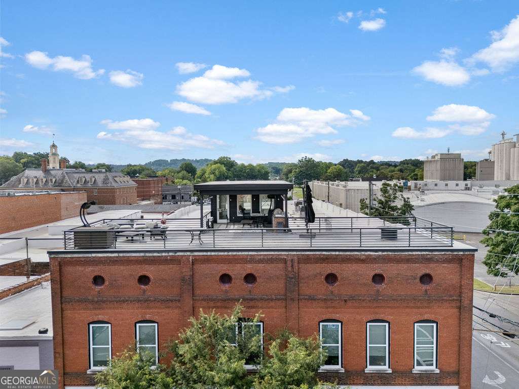 100 Broad Street Property Photo 5