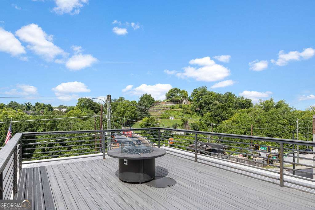 100 Broad Street Property Photo 20