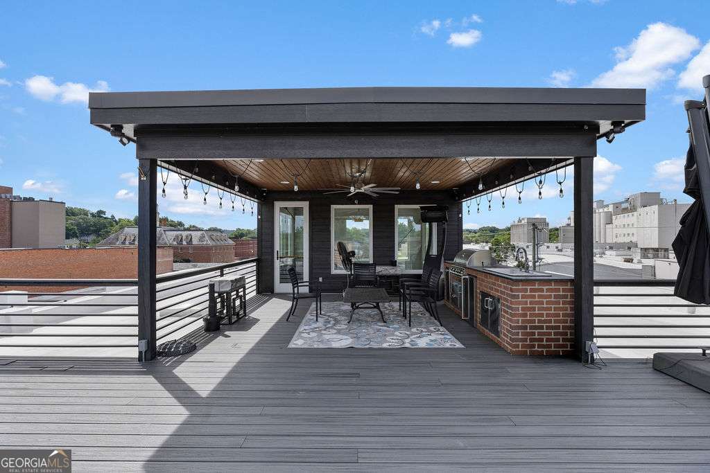 100 Broad Street Property Photo 24