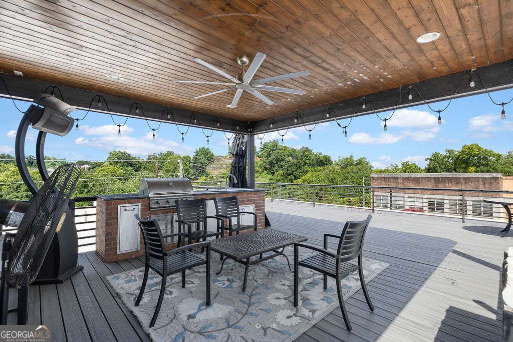 100 Broad Street Property Photo 25