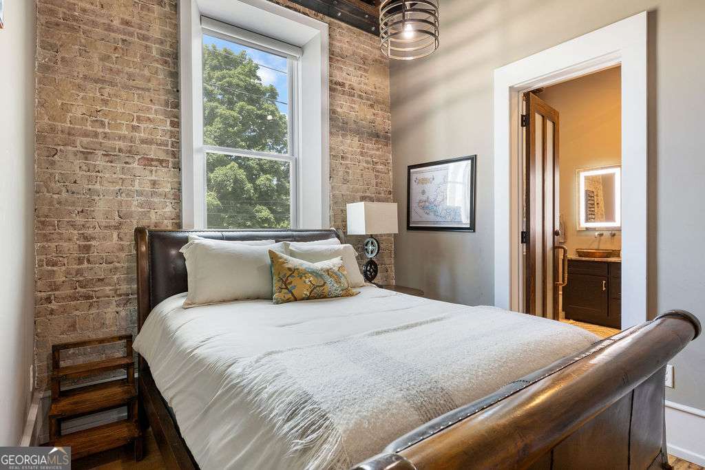 100 Broad Street Property Photo 65