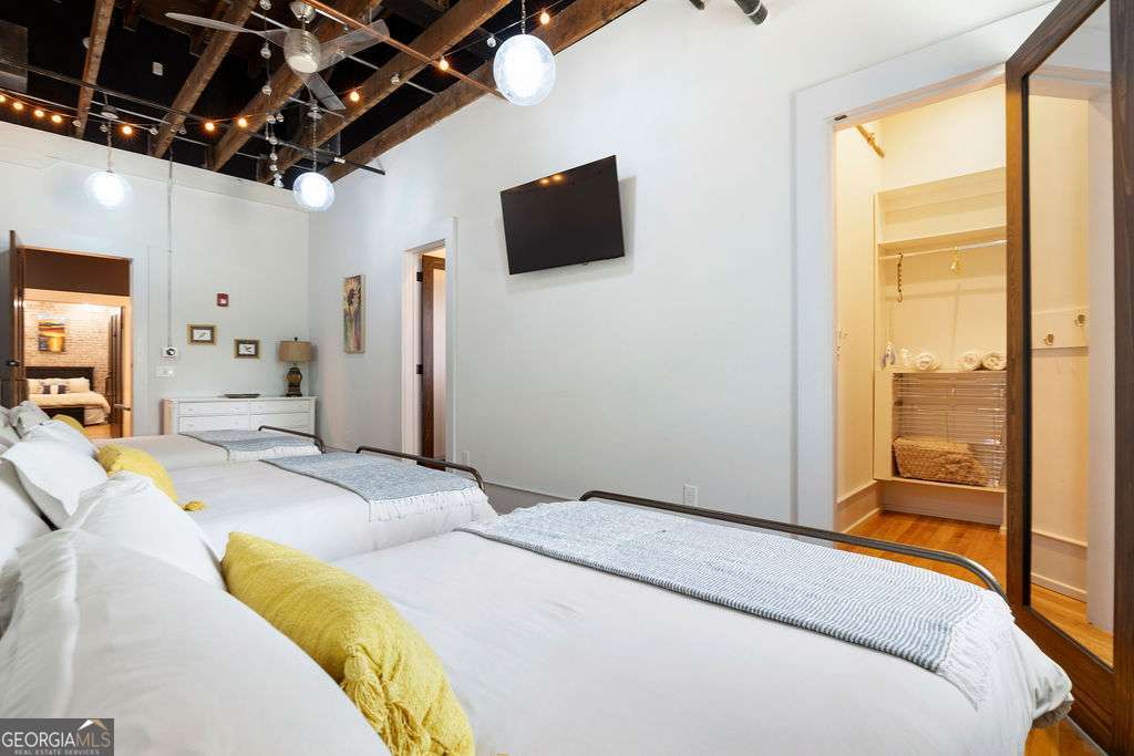 100 Broad Street Property Photo 72