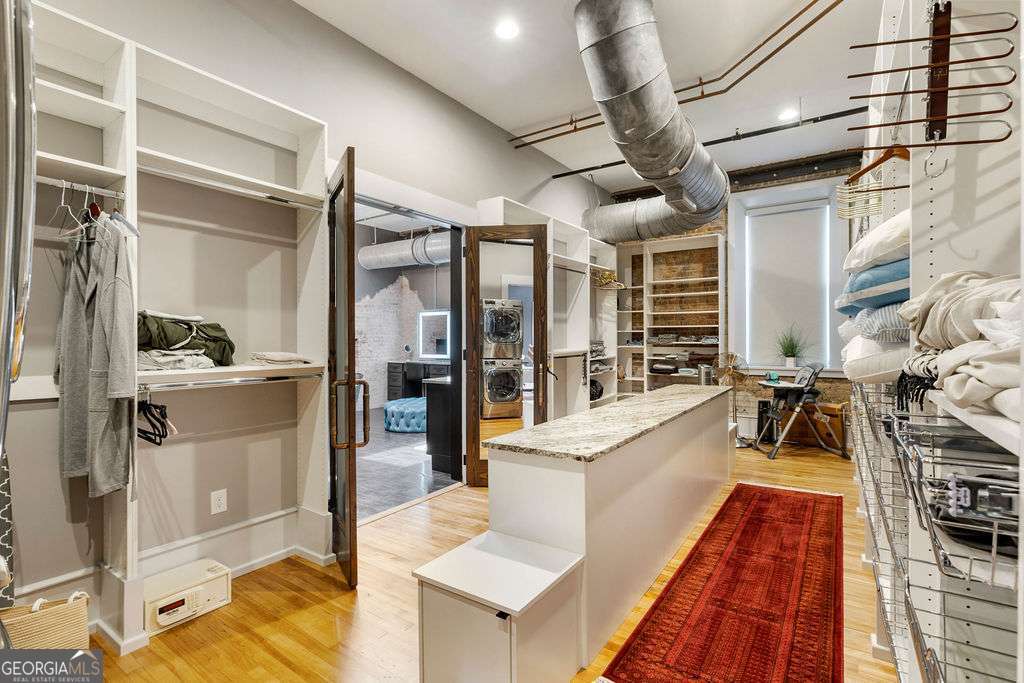 100 Broad Street Property Photo 82