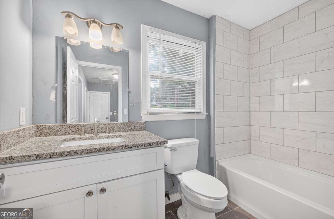3356 Benton Harbor Court Property Photo 25
