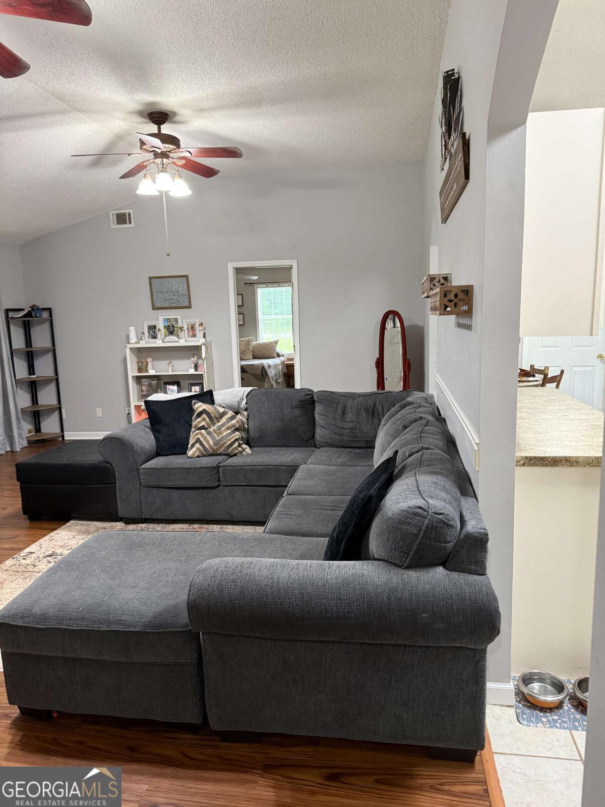 550 Smith Starley Road Ne Property Photo 7