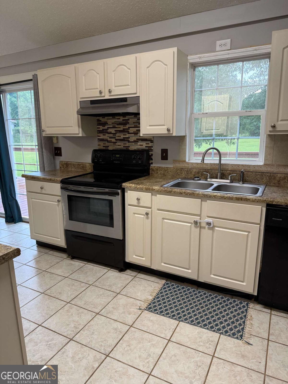 550 Smith Starley Road Ne Property Photo 15