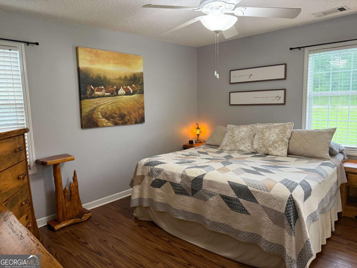 550 Smith Starley Road Ne Property Photo 19
