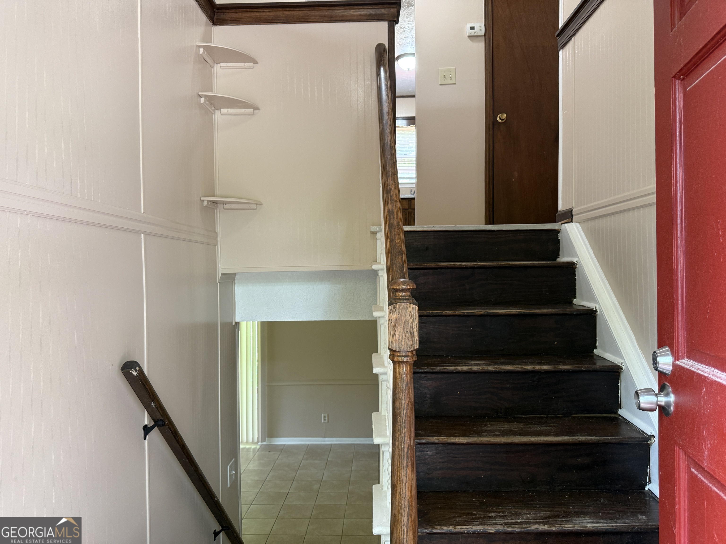 8472 Sheridan Drive Property Photo 3