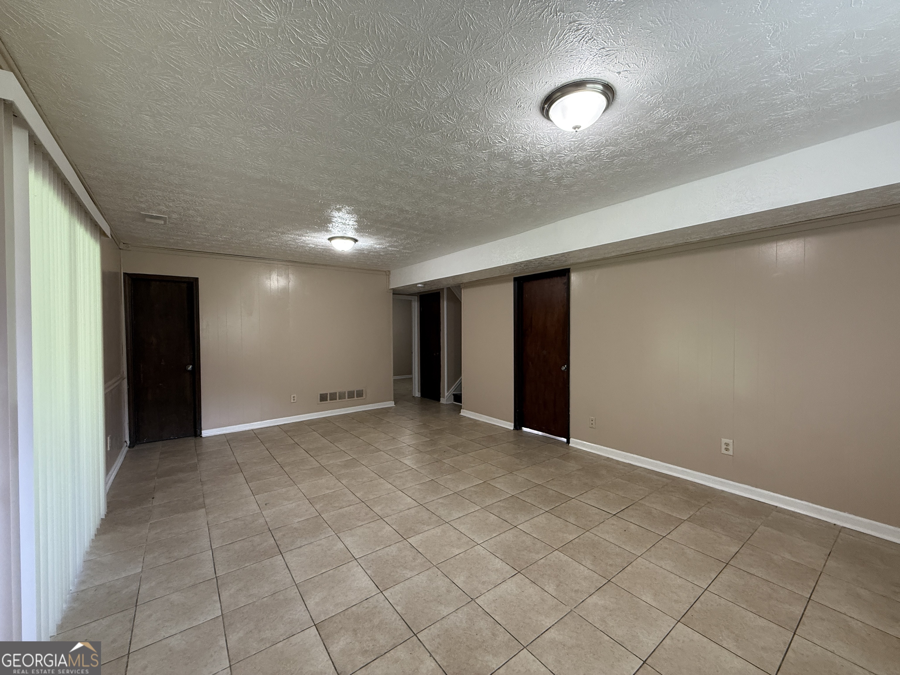 8472 Sheridan Drive Property Photo 21