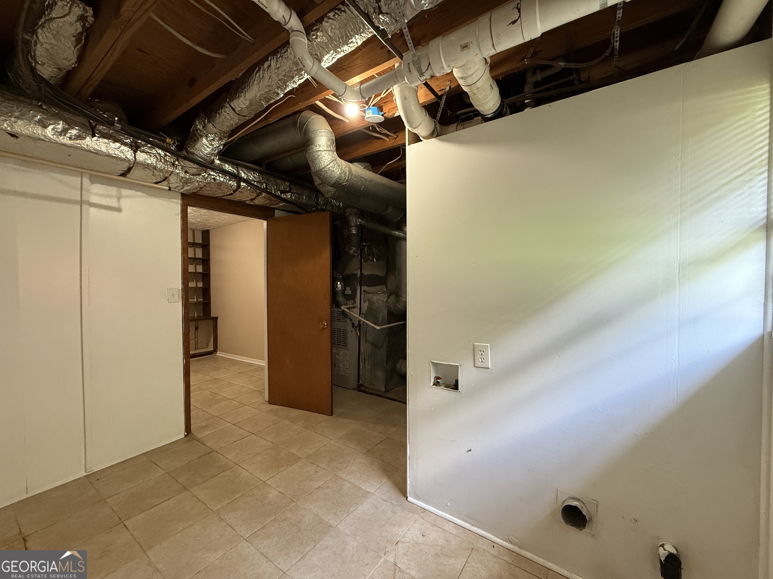 8472 Sheridan Drive Property Photo 28