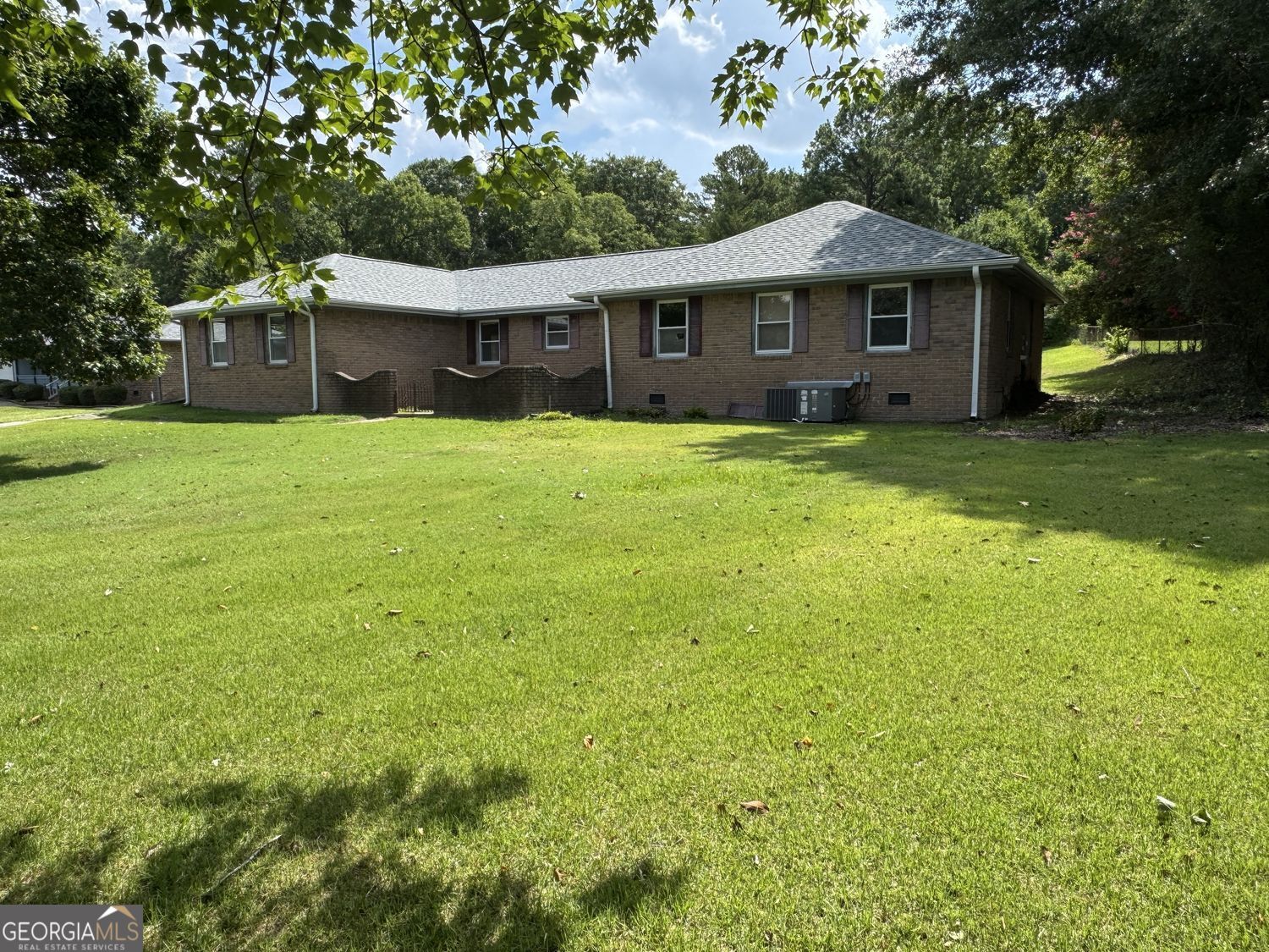 1066 Sw June Drive Property Photo 1