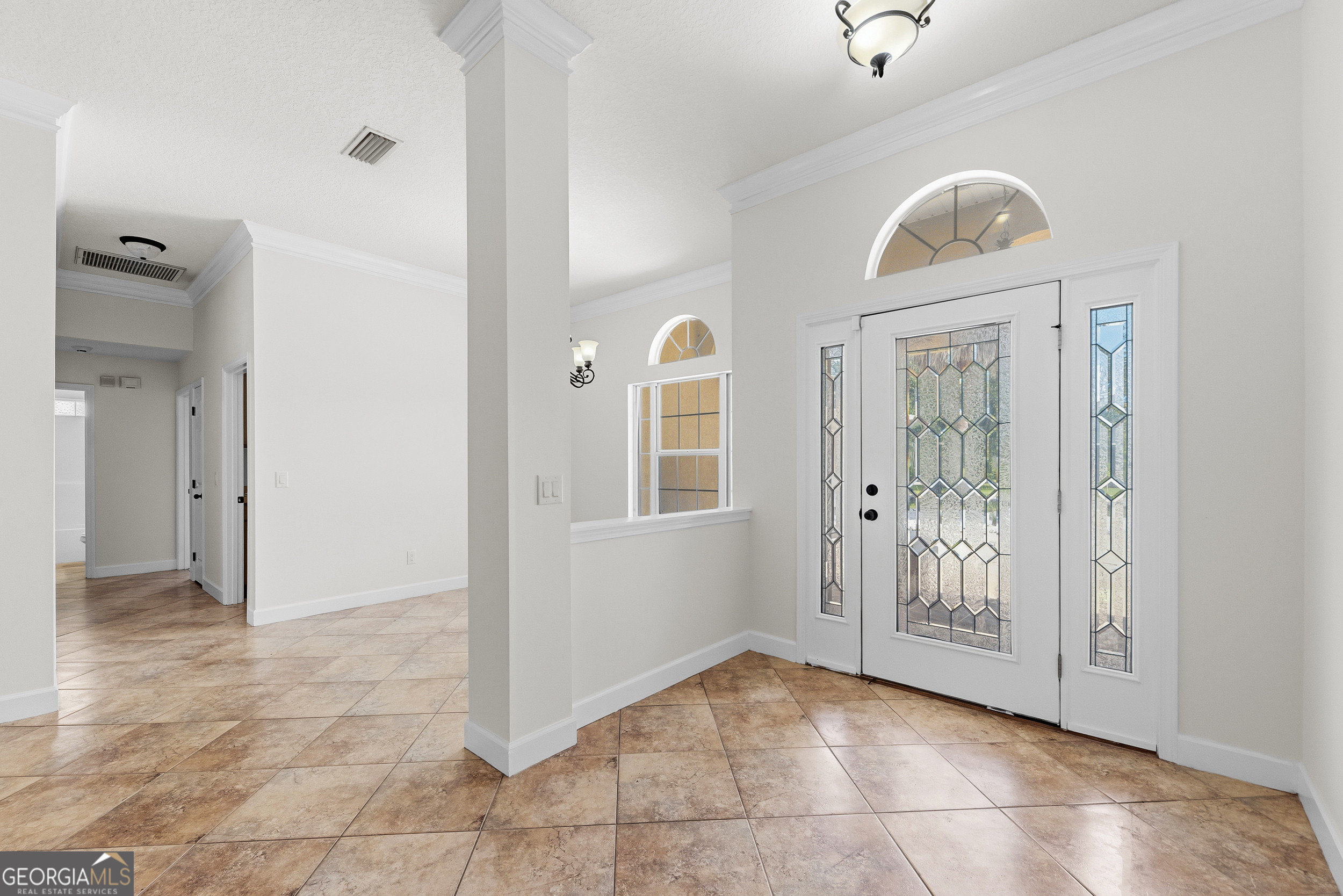 227 Edgewater Drive Property Photo 3