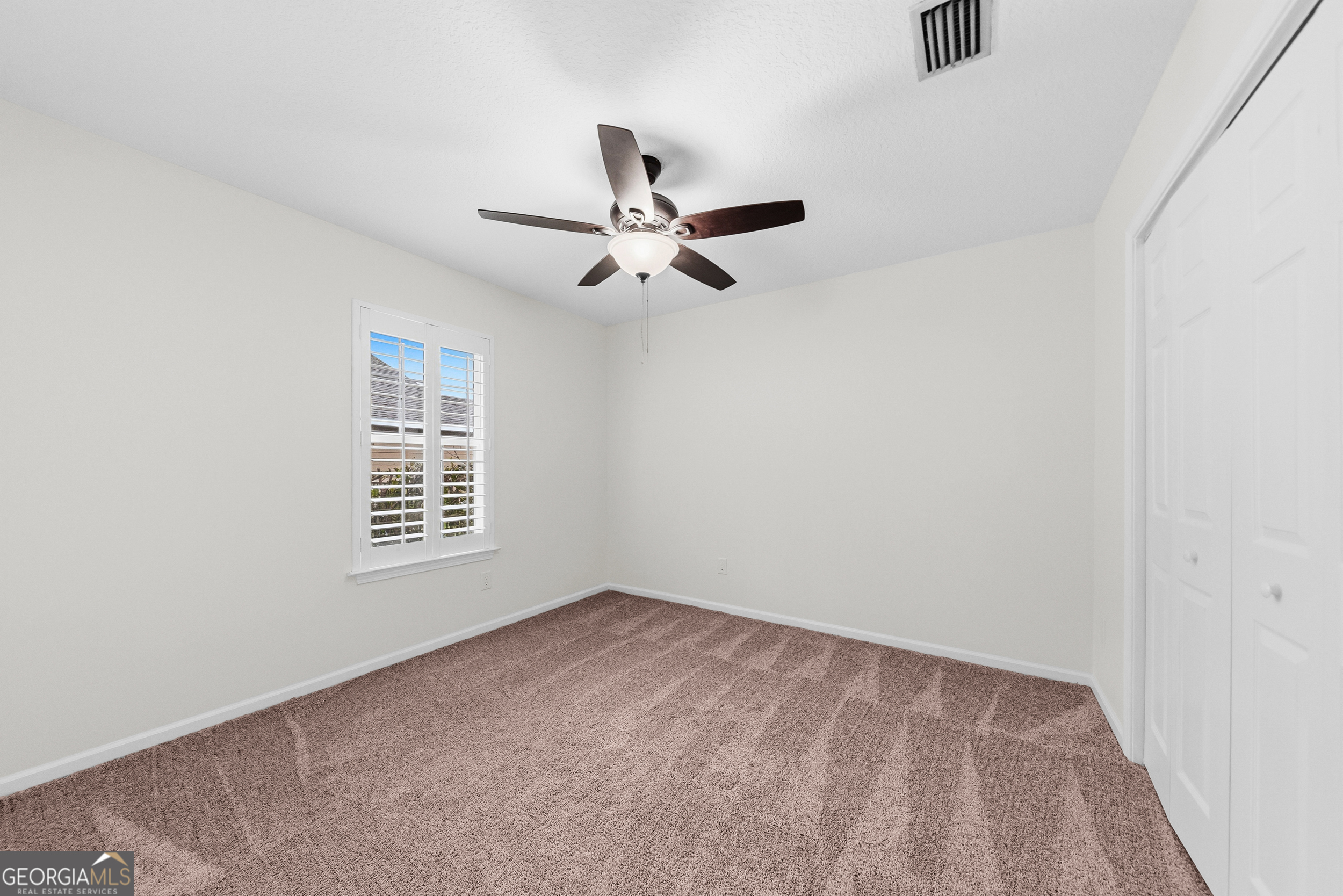 227 Edgewater Drive Property Photo 13