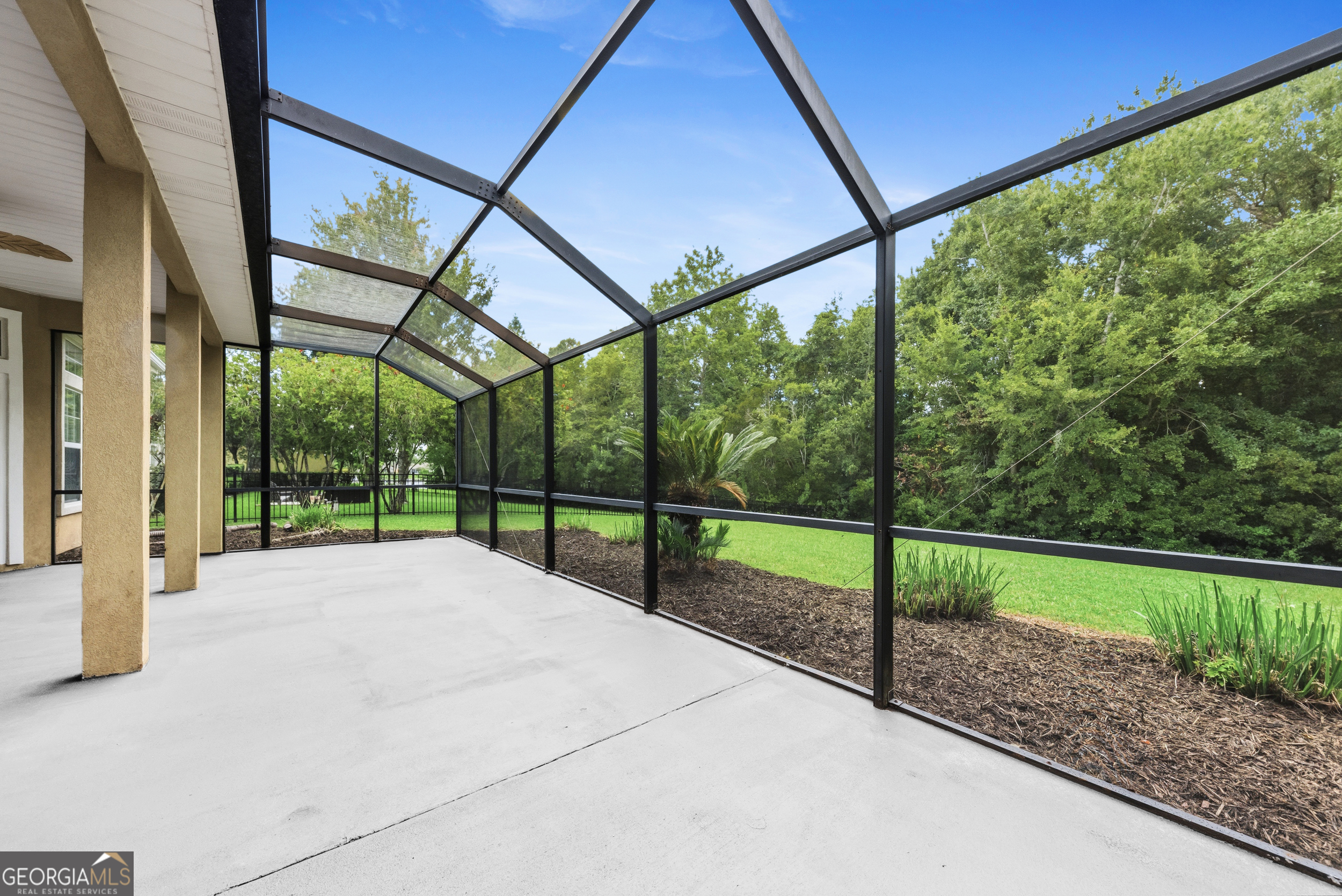 227 Edgewater Drive Property Photo 18