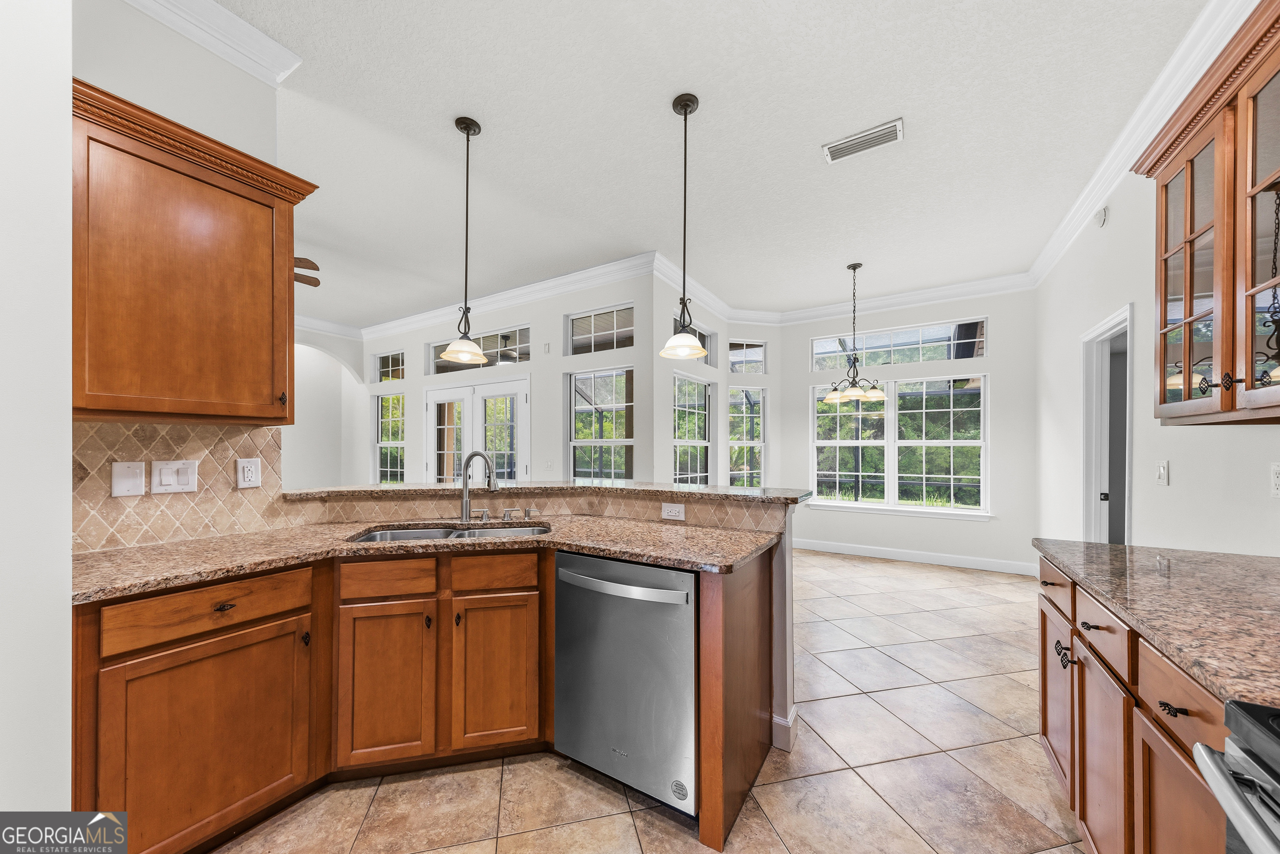 227 Edgewater Drive Property Photo 32