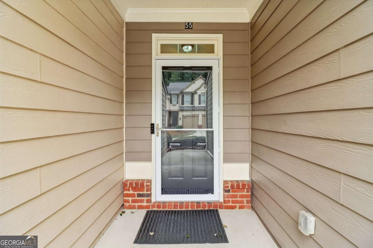55 Grampian Way Property Photo 4