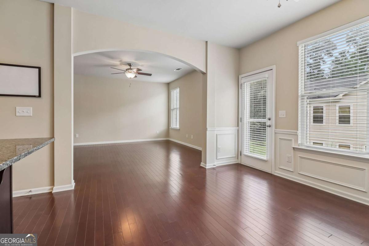 55 Grampian Way Property Photo 17
