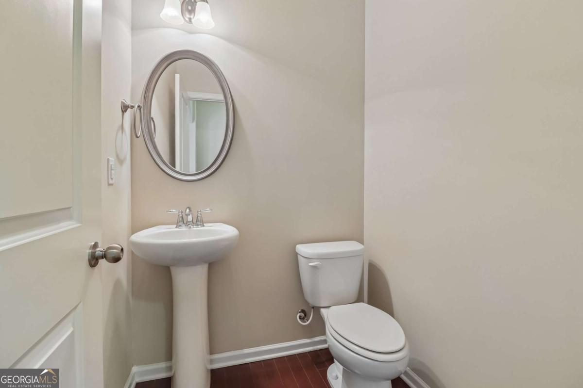 55 Grampian Way Property Photo 23