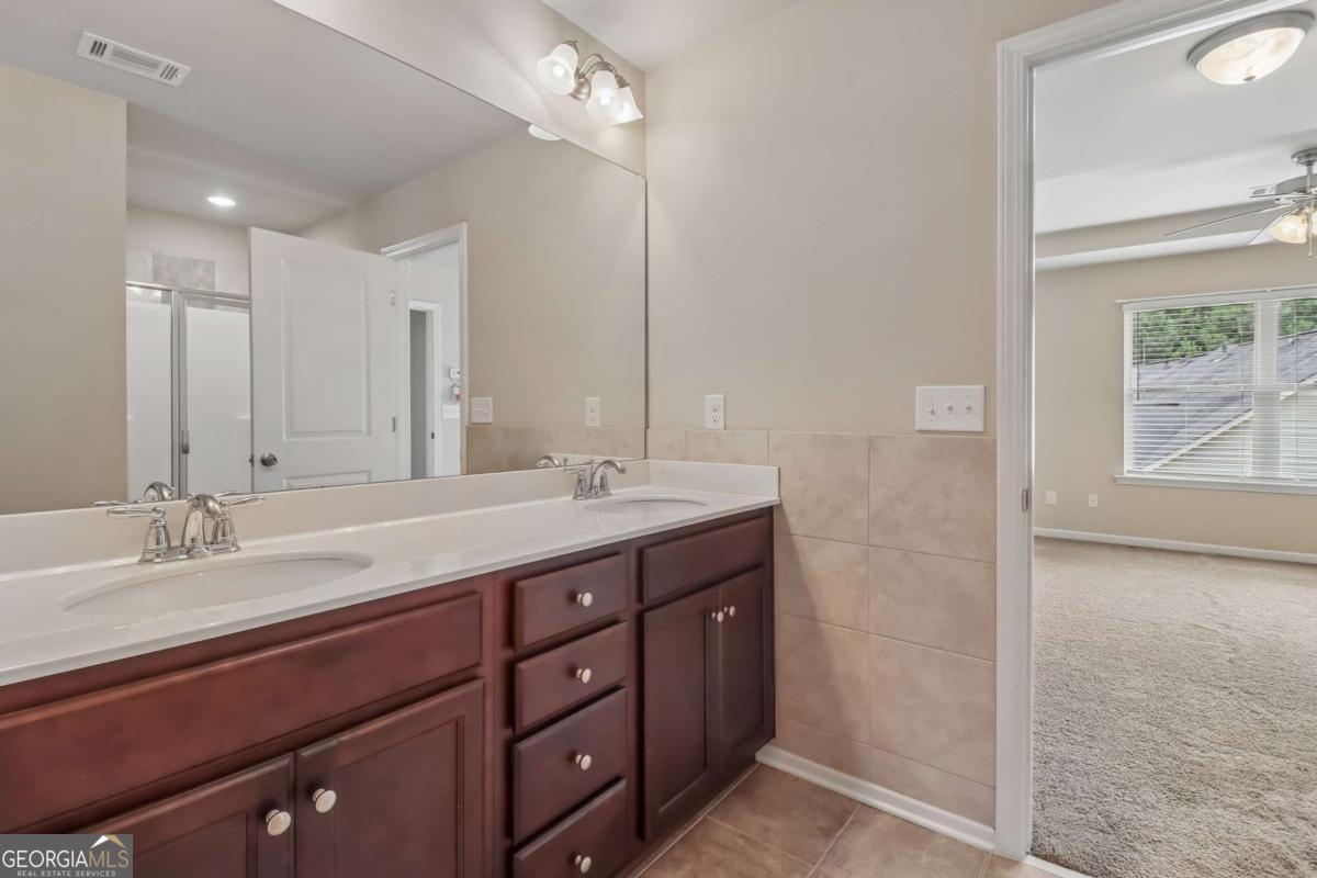55 Grampian Way Property Photo 31