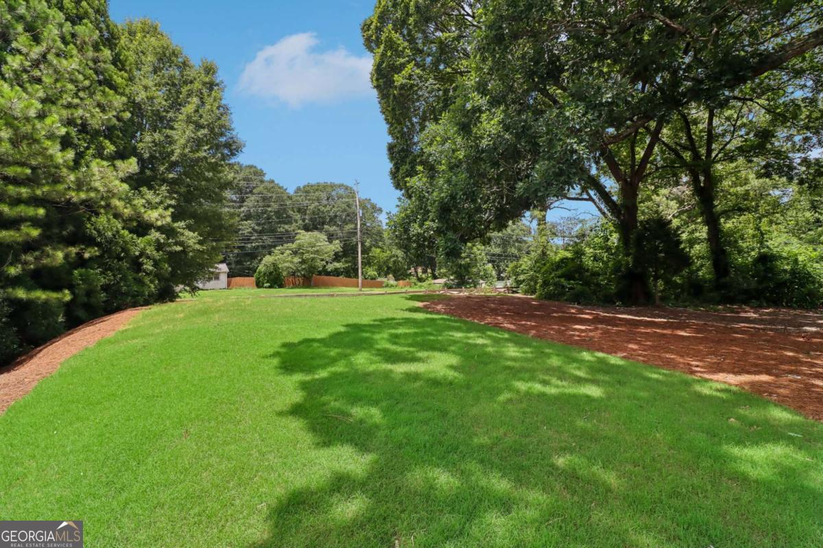 55 Grampian Way Property Photo 63