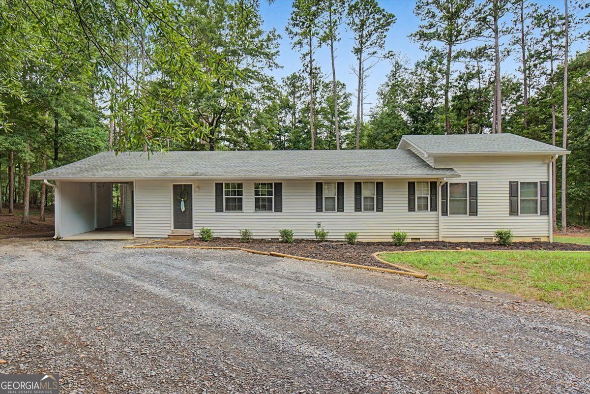 1971 Euharlee Road Property Photo 1