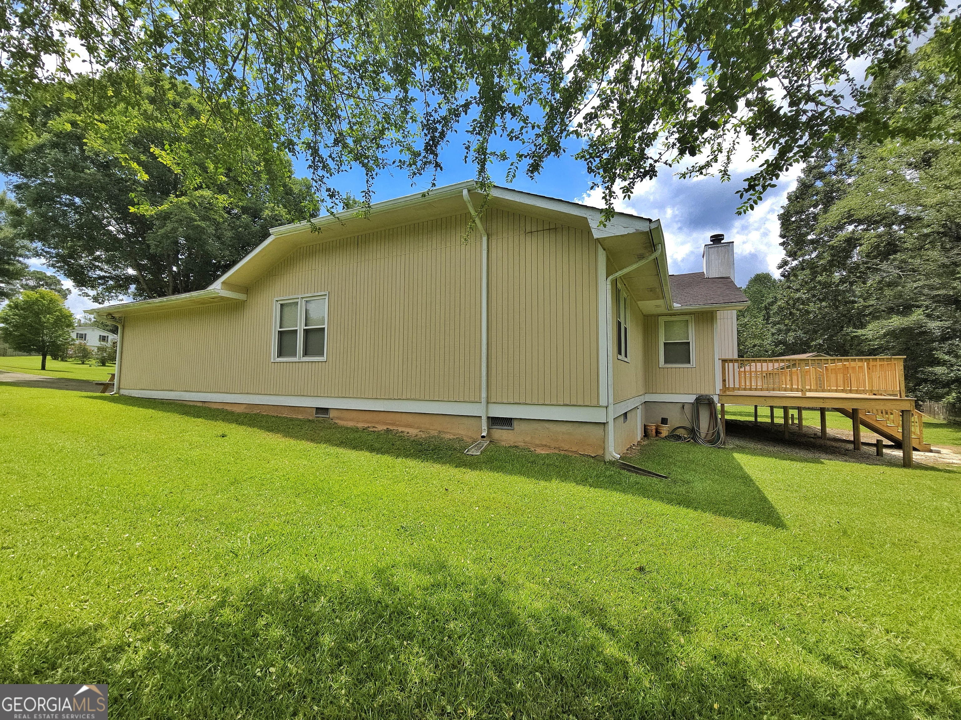 120 Aspen Lake Drive E Property Photo 25