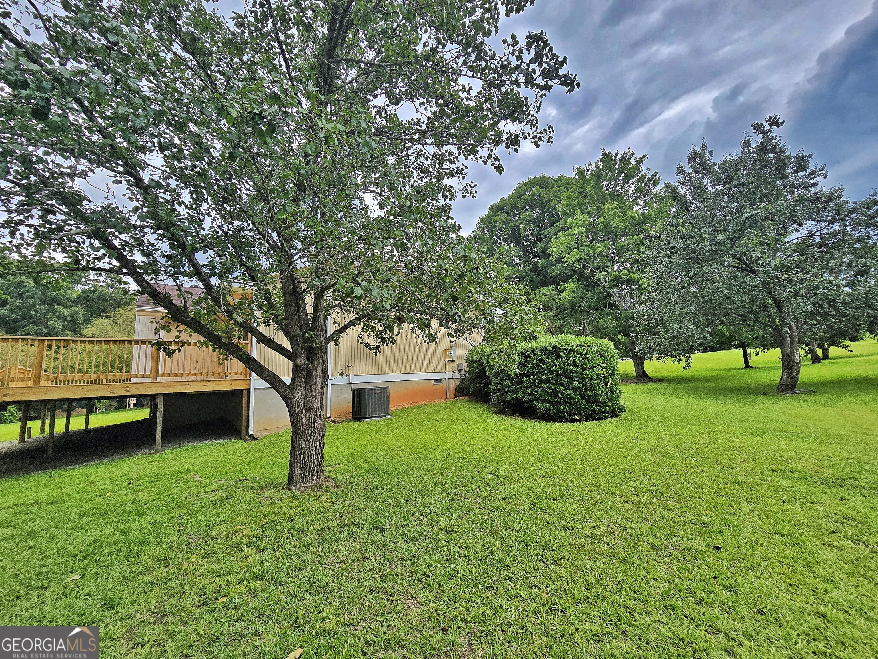 120 Aspen Lake Drive E Property Photo 58