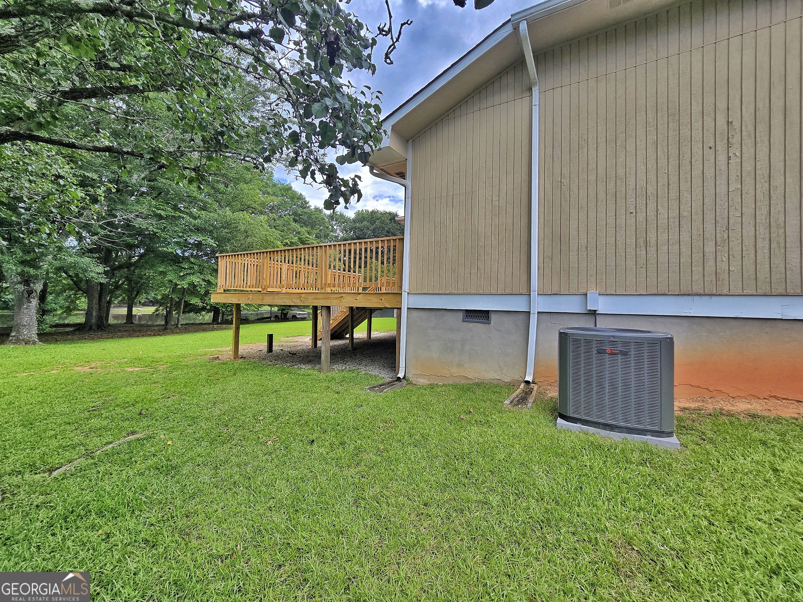 120 Aspen Lake Drive E Property Photo 60