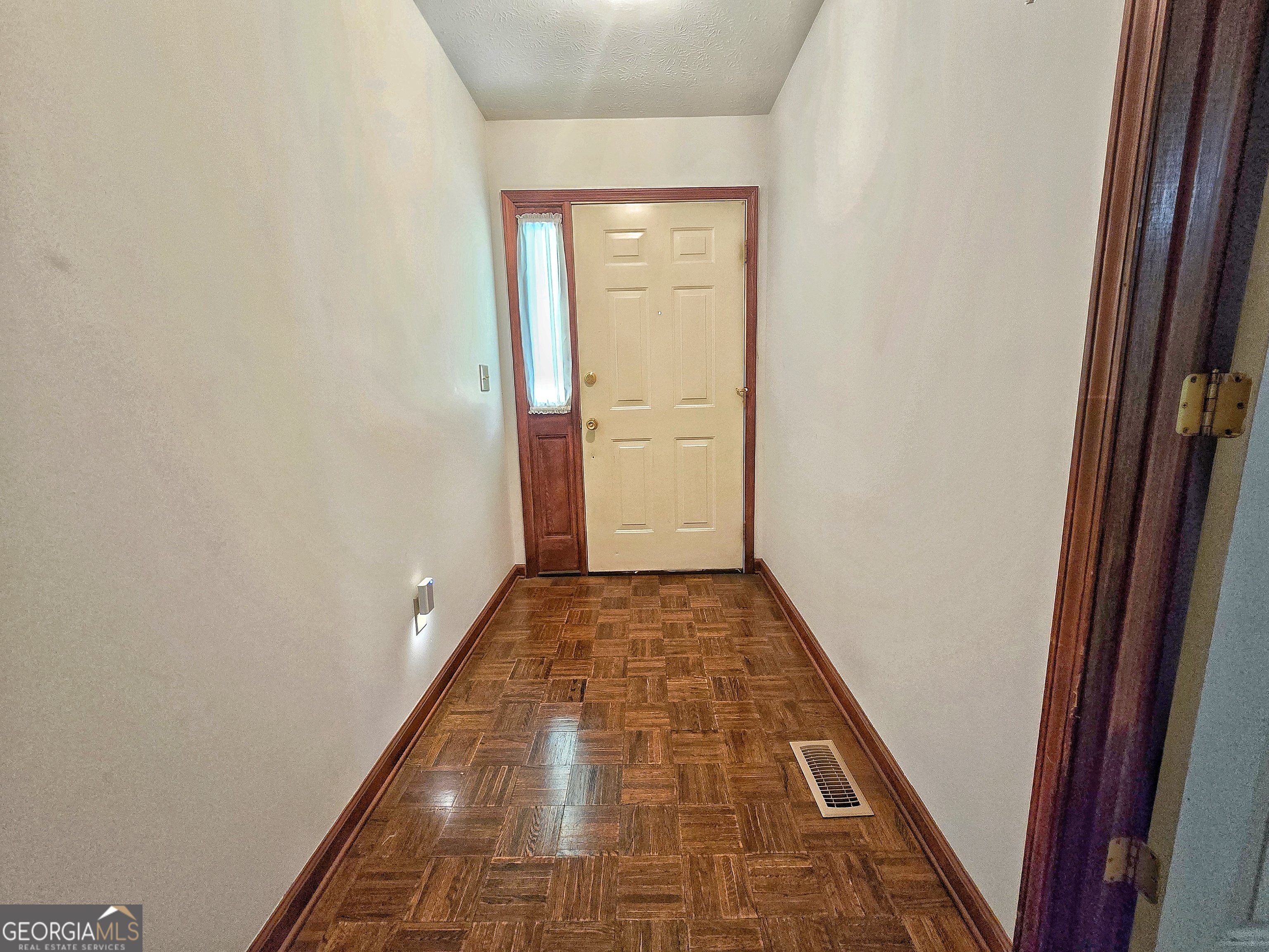 120 Aspen Lake Drive E Property Photo 68