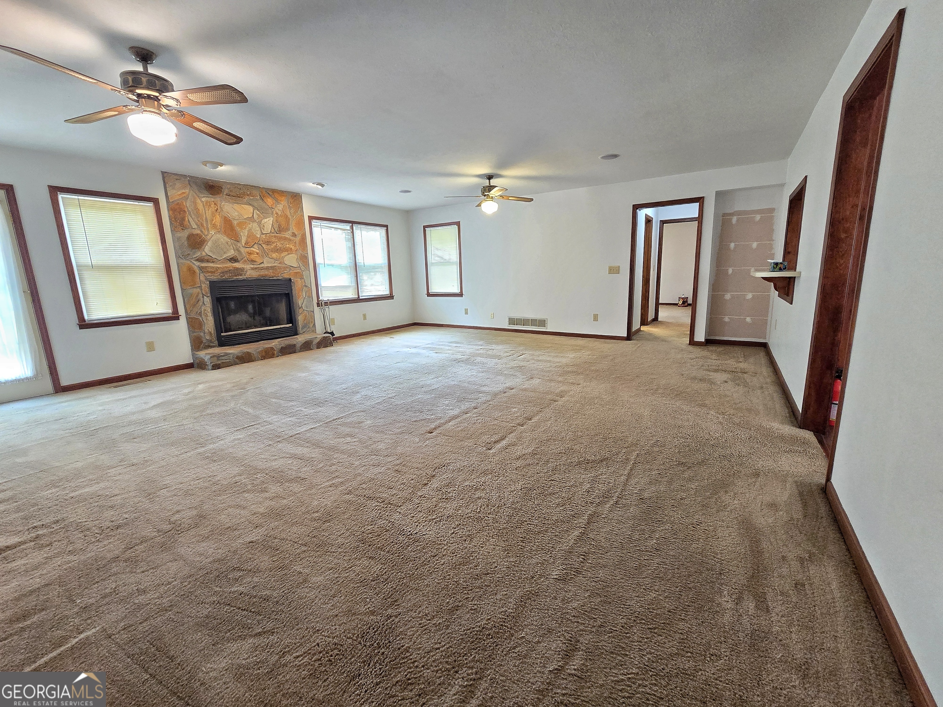 120 Aspen Lake Drive E Property Photo 84