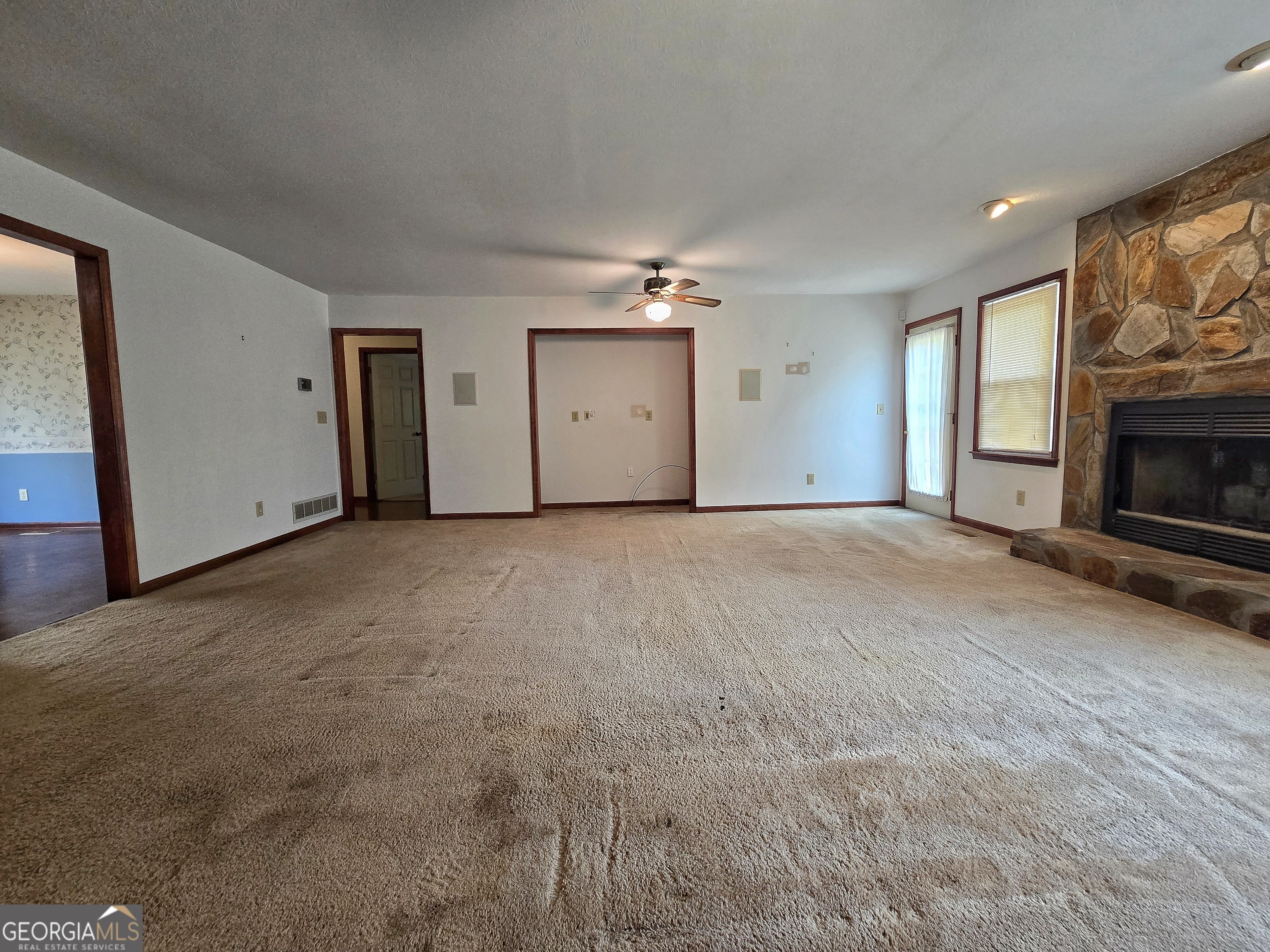 120 Aspen Lake Drive E Property Photo 86