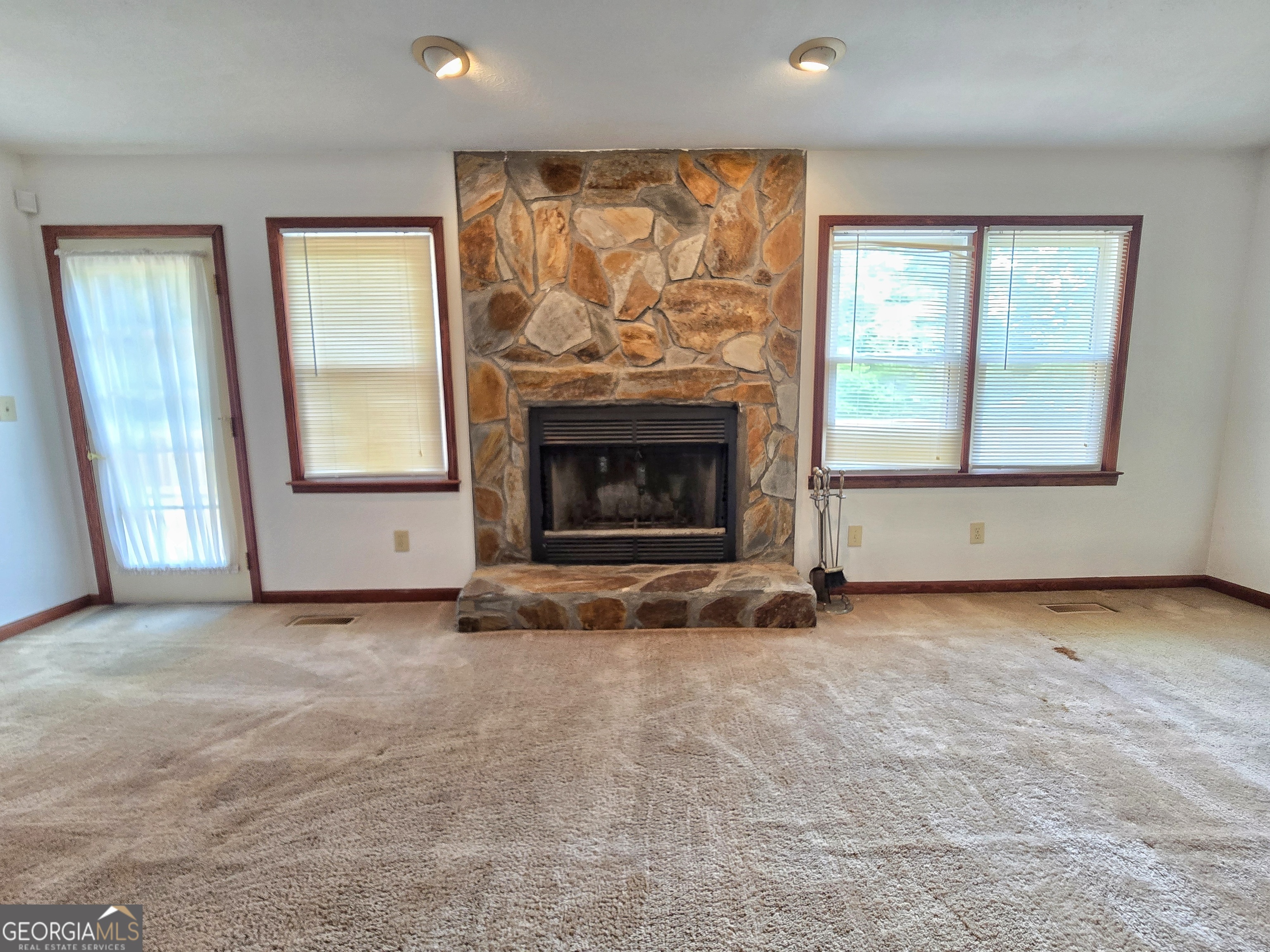 120 Aspen Lake Drive E Property Photo 89