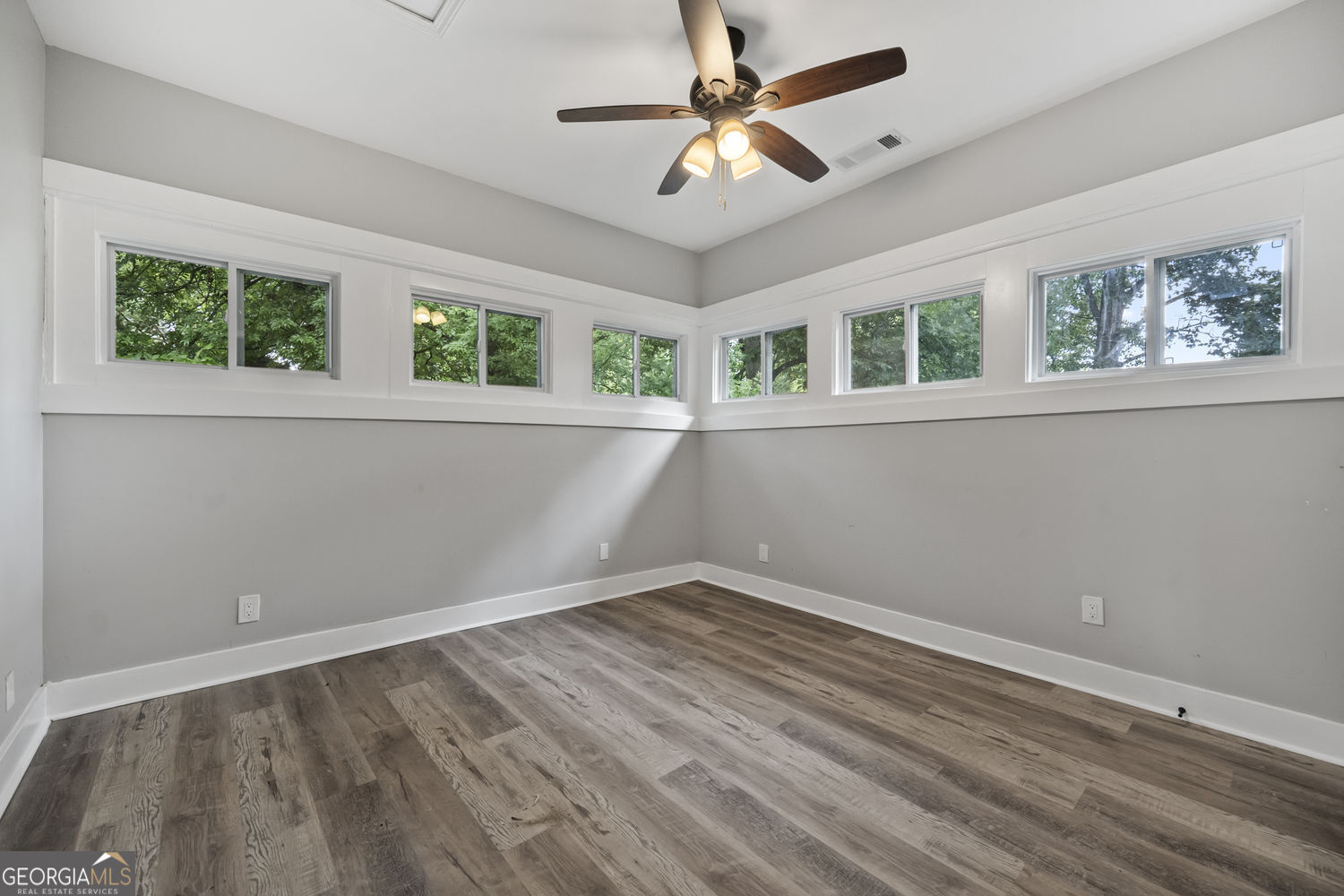 1126 Briarcliff Place Ne # 1 Property Photo 12