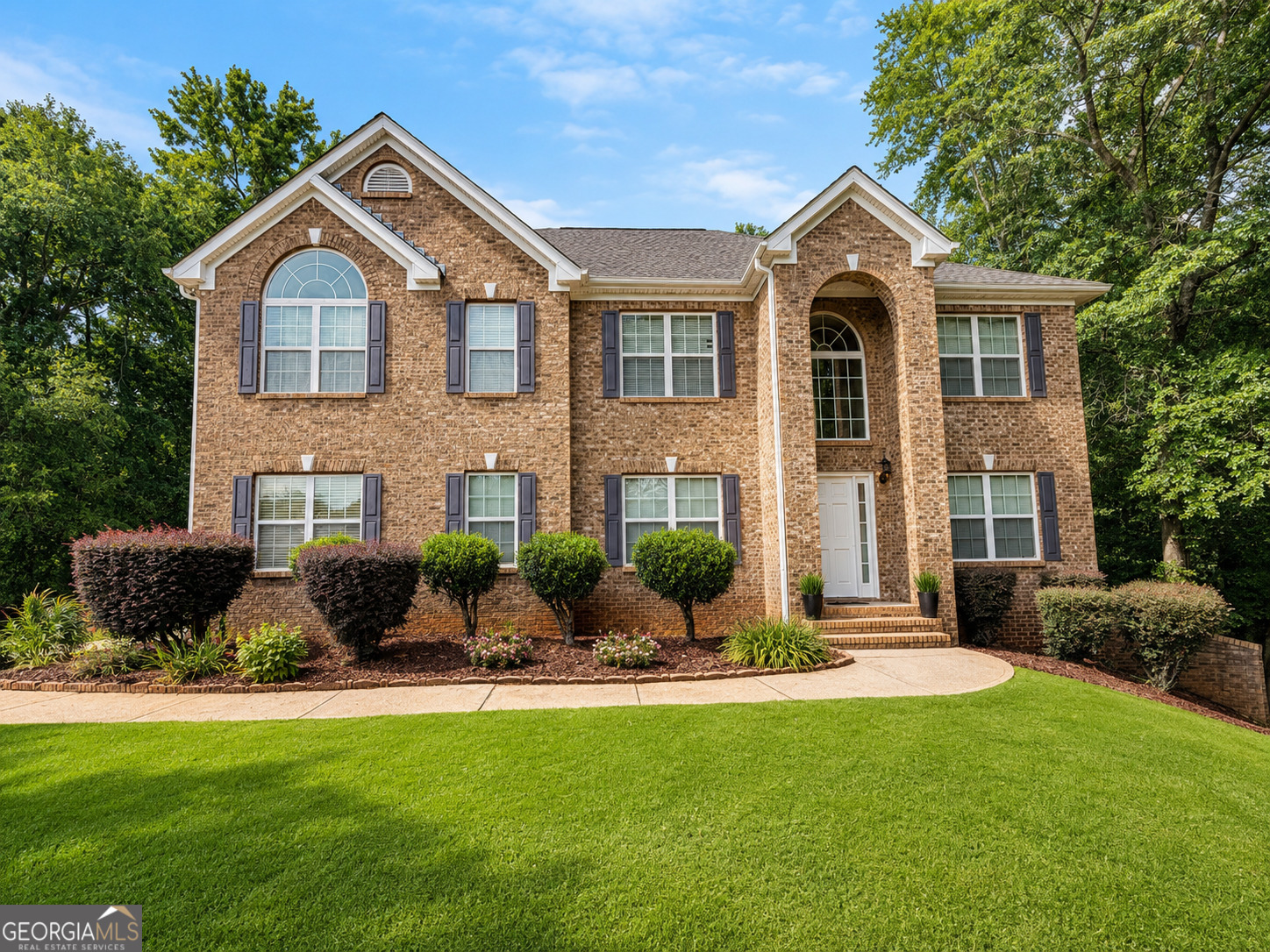 35 Carlisle Court Property Photo 1