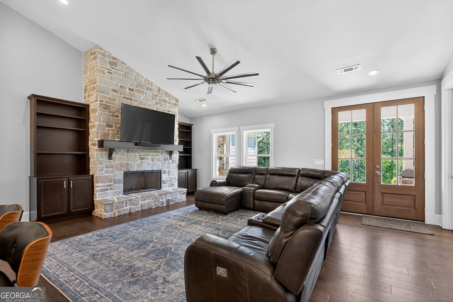 173 W Lake Boulevard Property Photo 8