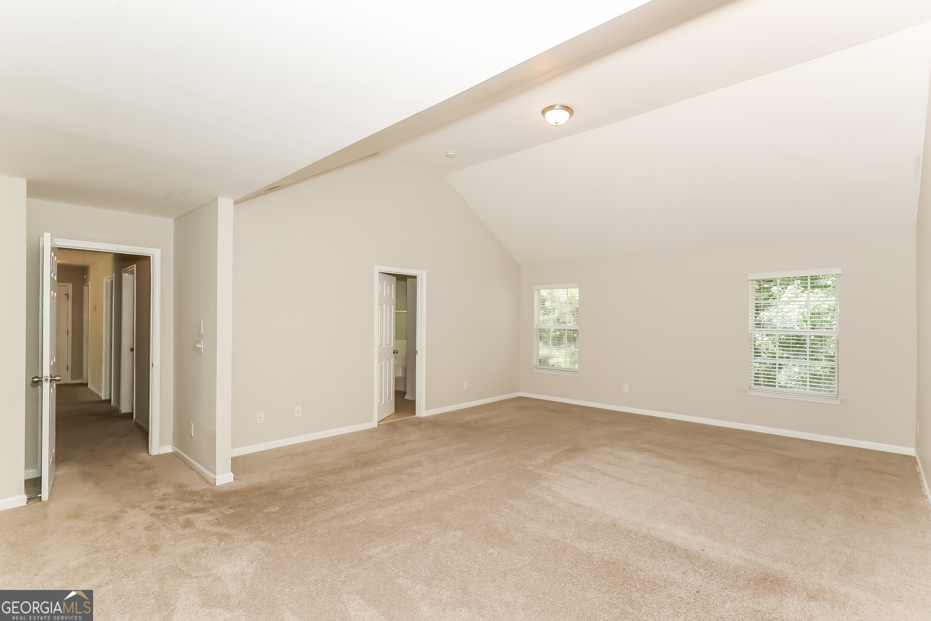7868 Wrotham Circle Property Photo 11
