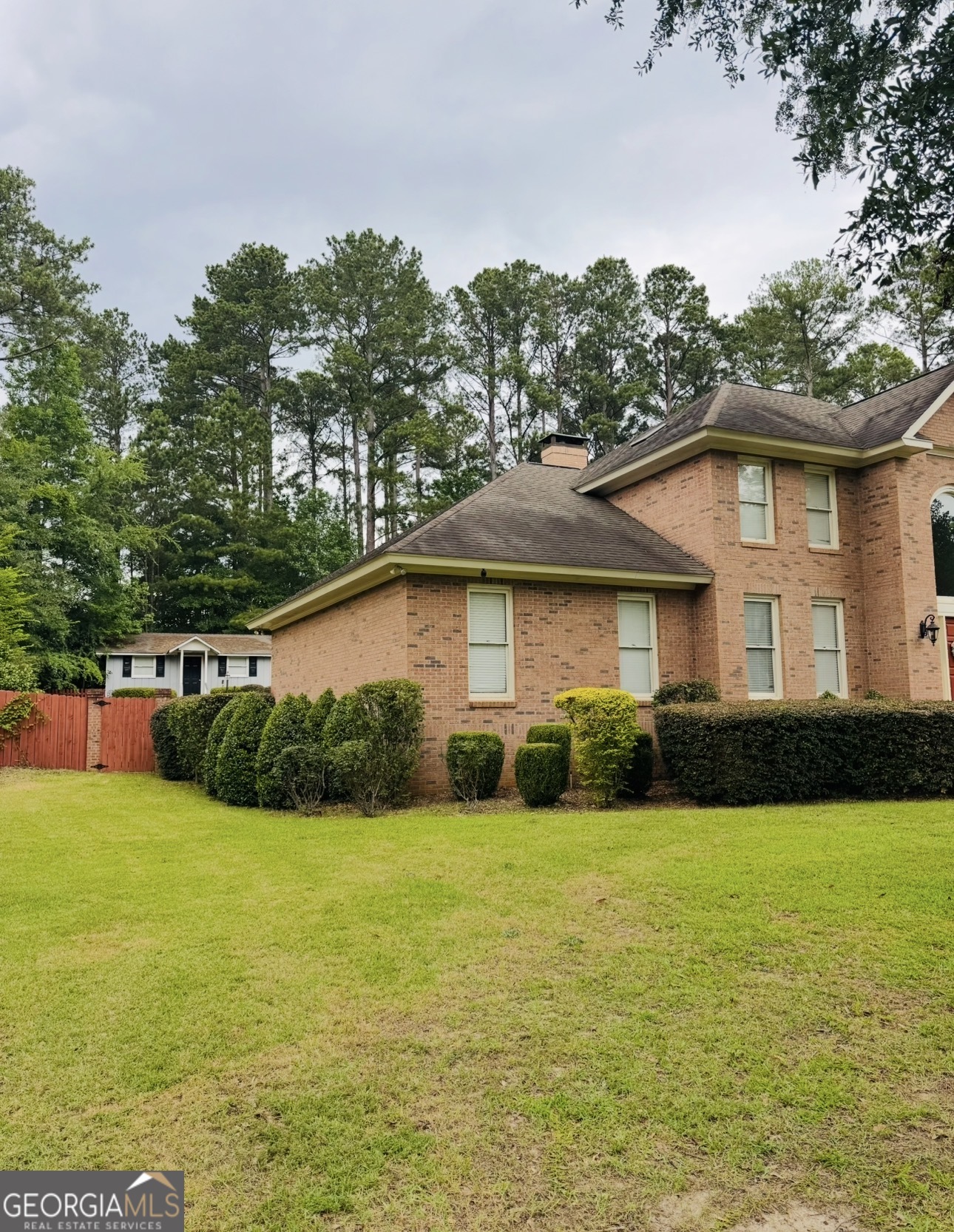 128 Cedar Creek Drive Property Photo 3