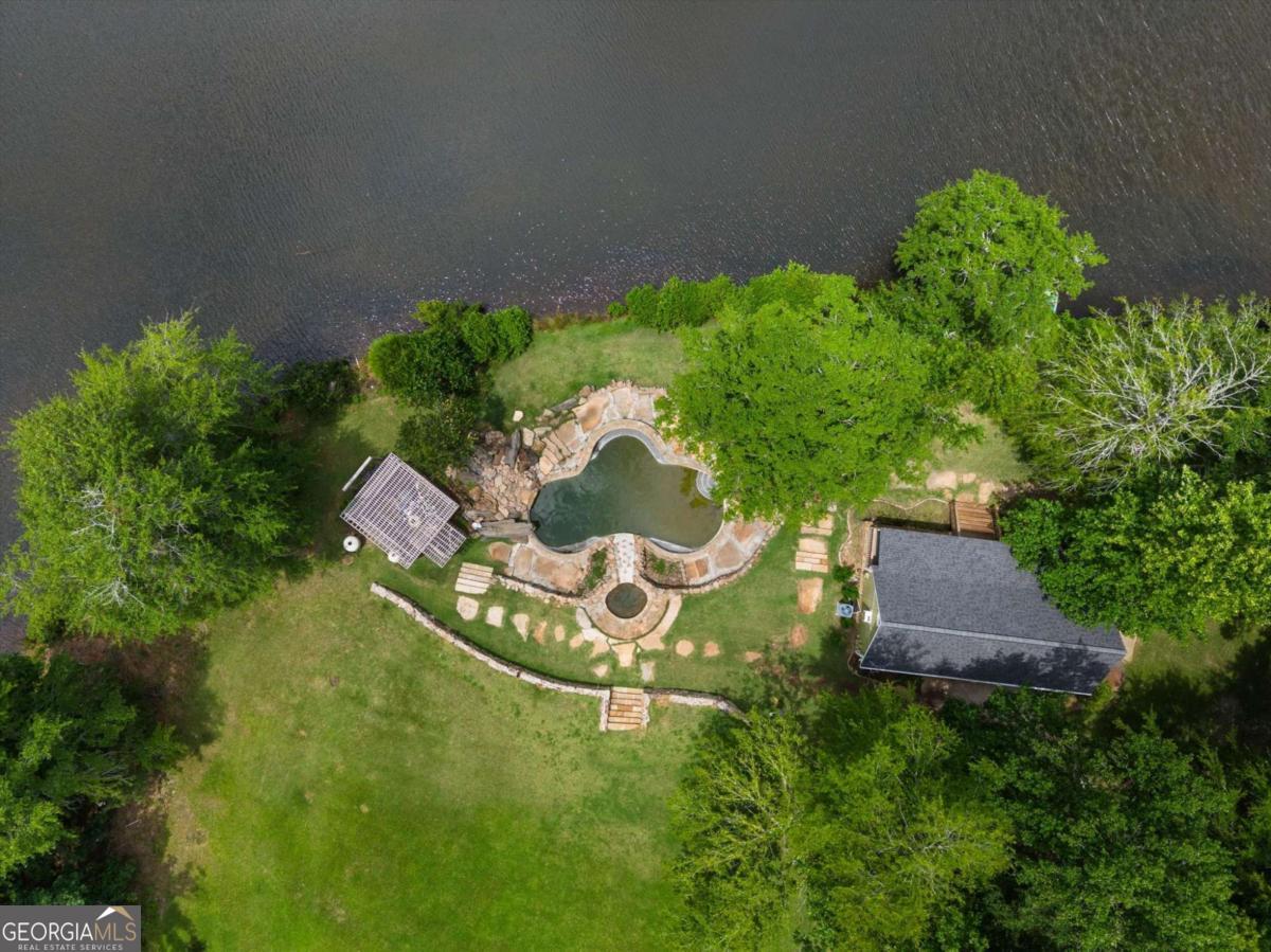 5098 Crescent Road Property Photo 1