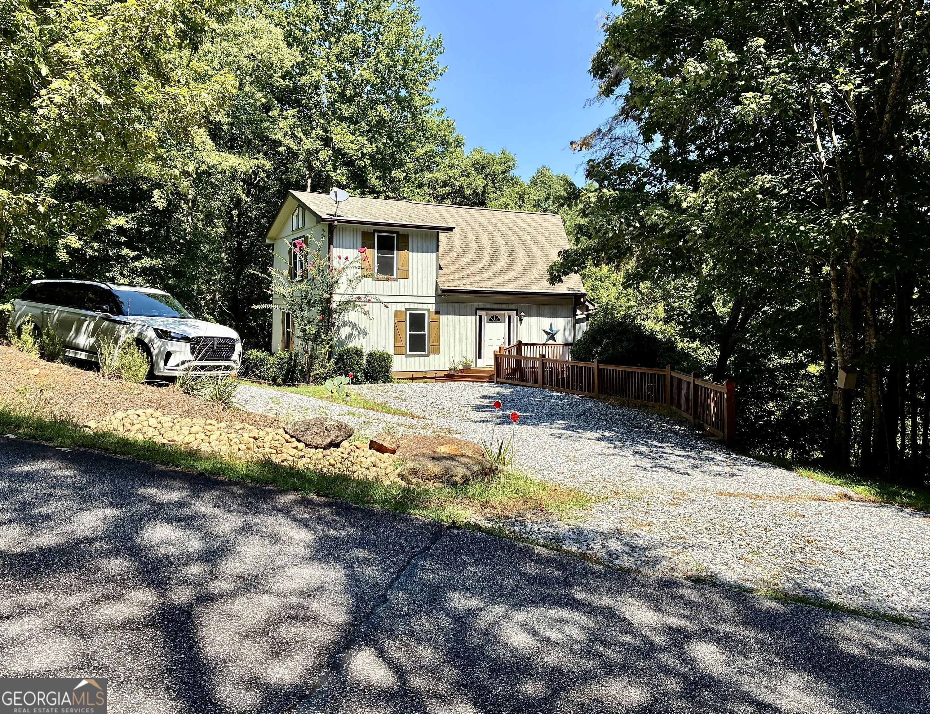 2585 Panorama Drive Property Photo 1