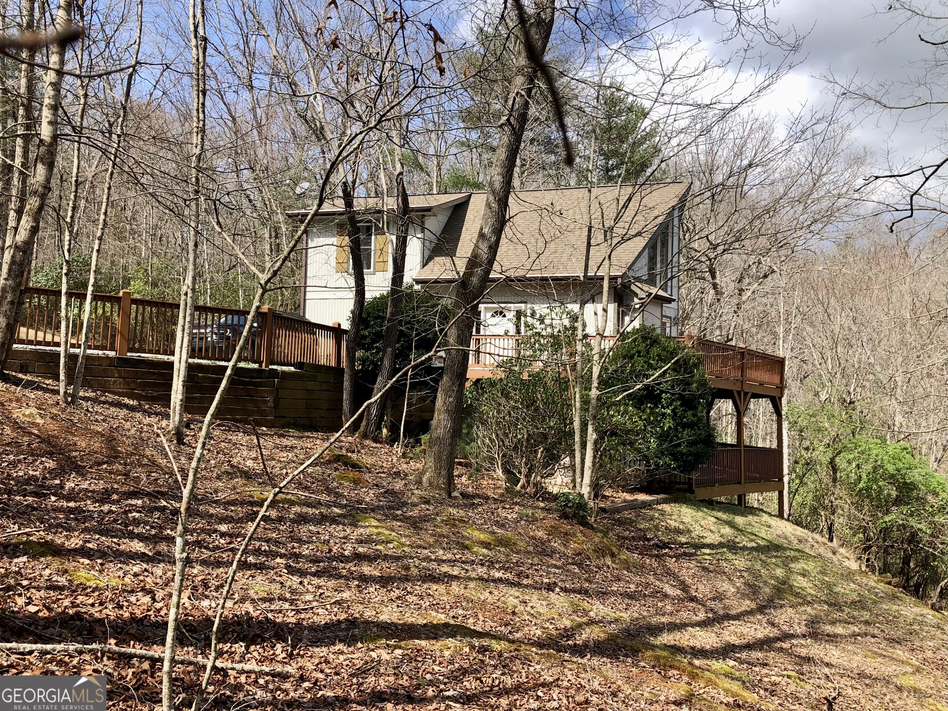 2585 Panorama Drive Property Photo 9