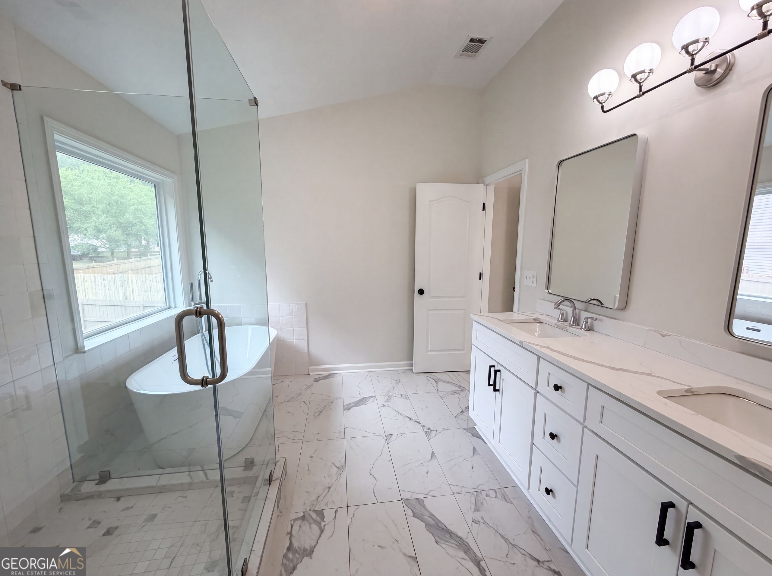 3718 Park Hill Circle Property Photo 10